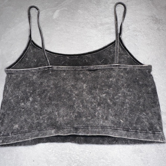"Forever 21 Black Tie-Dye Cropped Tank Top - Size Small" - Picture 2 of 3